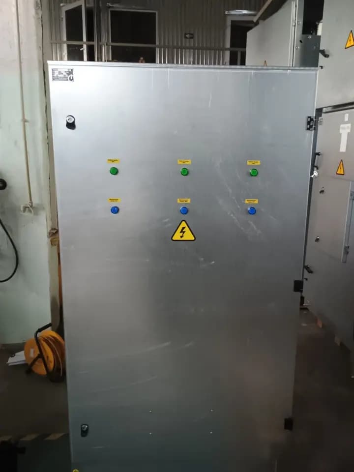 Galvanised metering cabinet 1800 × 1000 × 600 mm