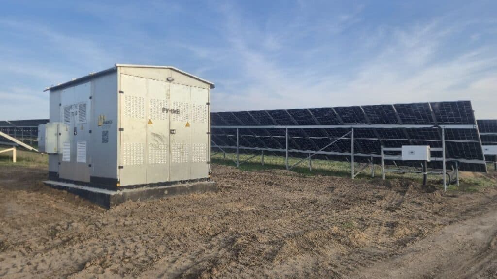 Solar power plant with a capacity of 4.95 MW and an energy storage system — photo 9