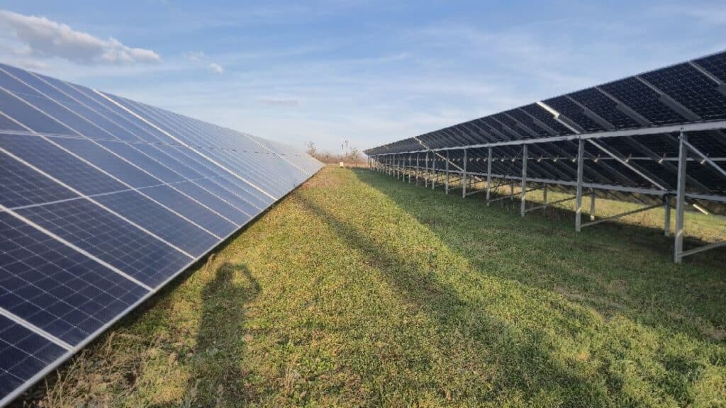 Solar power plant with a capacity of 4.95 MW and an energy storage system — photo 12