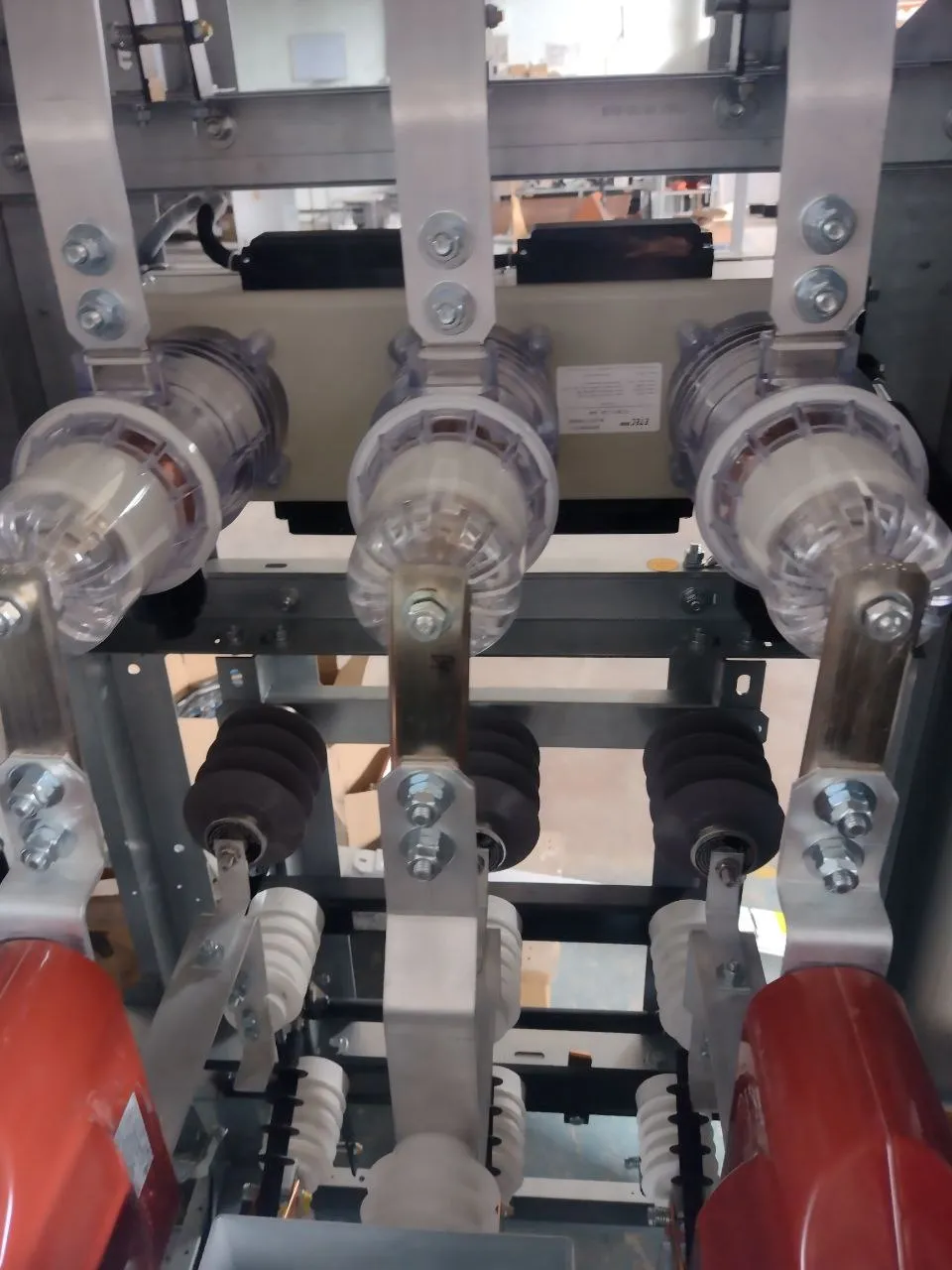 10 kV vacuum circuit breaker inside a KSO-E cubicle
