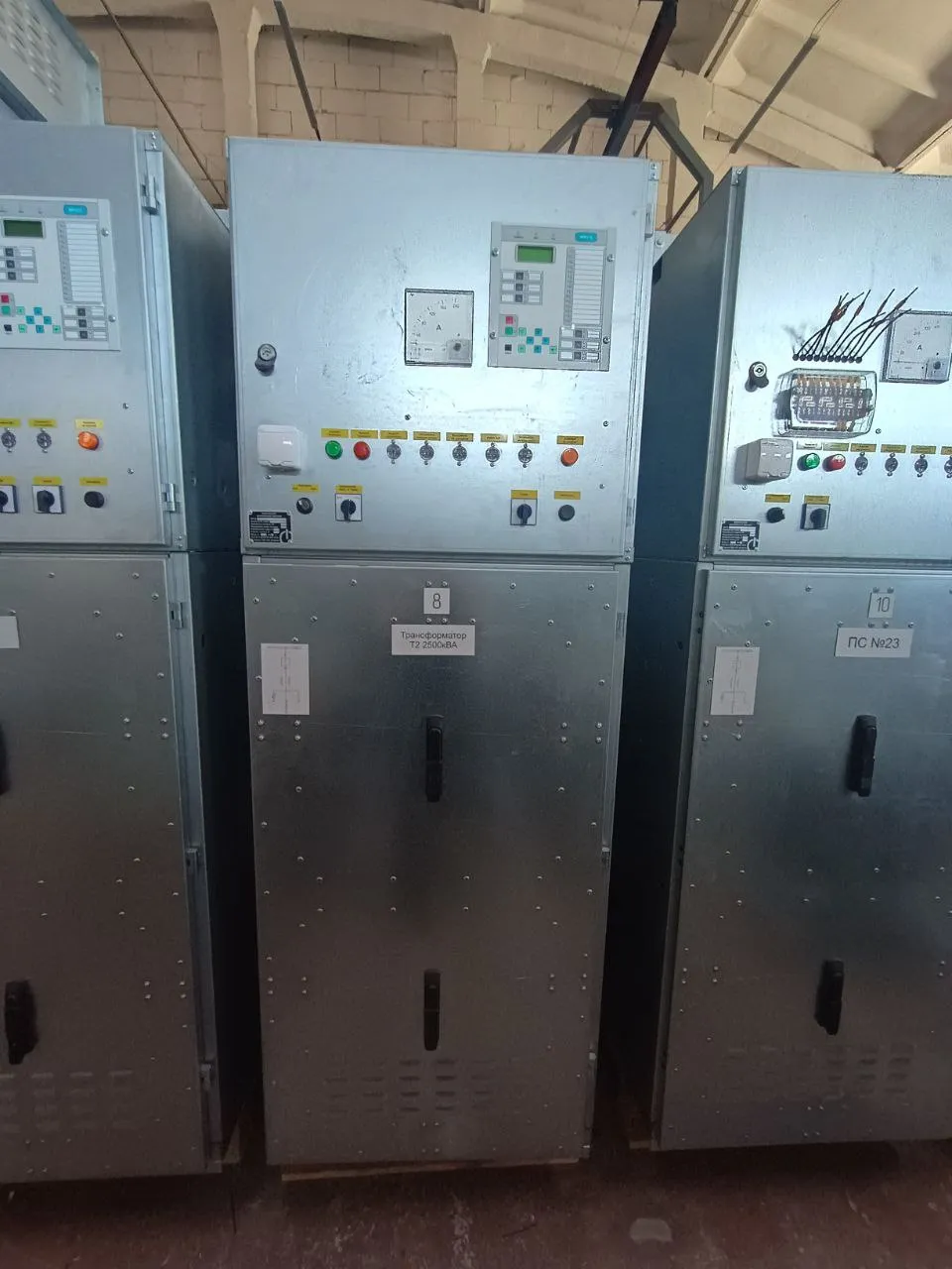 Finished КРУ-Е cubicles with microprocessor protection