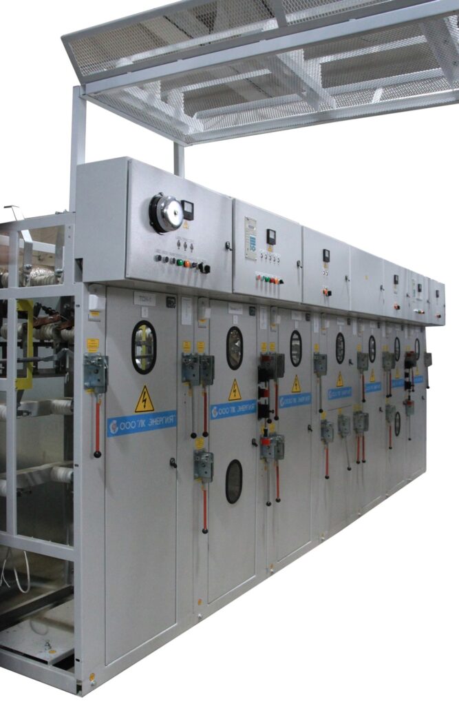Line-up of switchgear bays with disconnector operating mechanisms manufactured by LK Energy