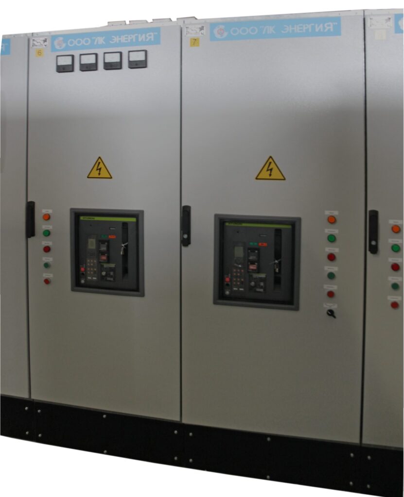 0.4 kV switchgear cabinets with air circuit breakers, manufactured by LK Energy